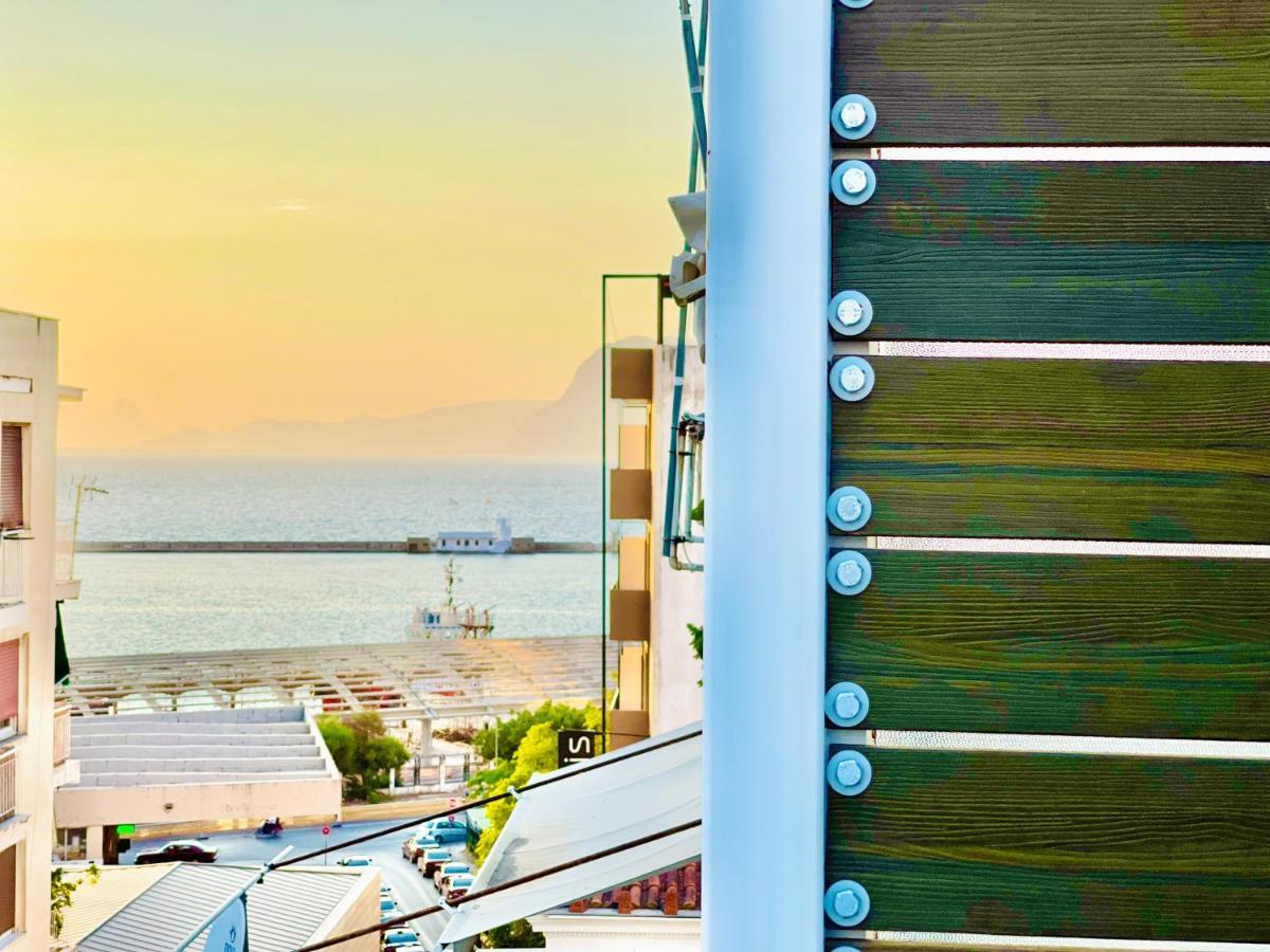 Appartamento Retropolitan Living Patras Esterno foto