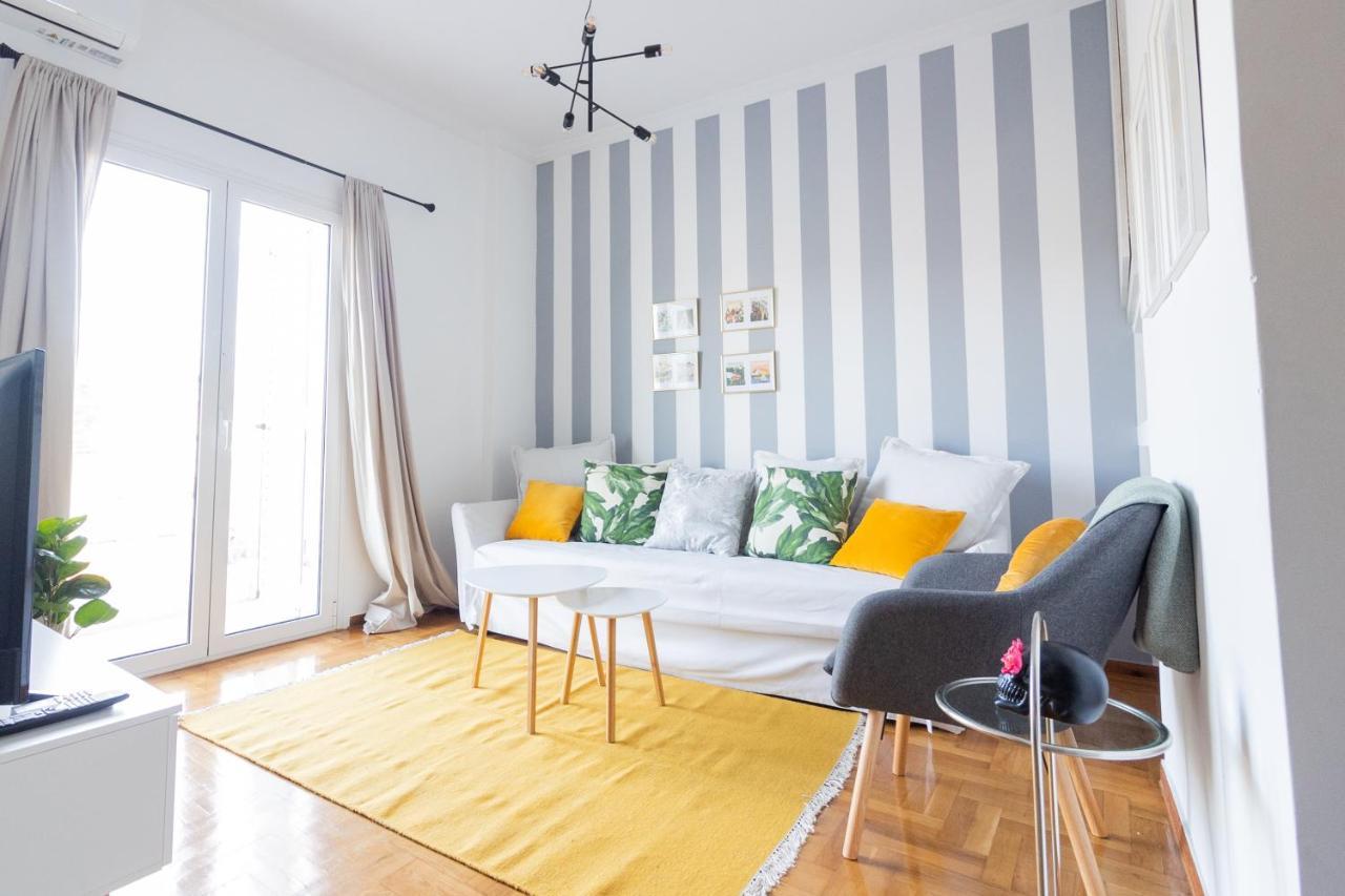 Appartamento Retropolitan Living Patras Esterno foto
